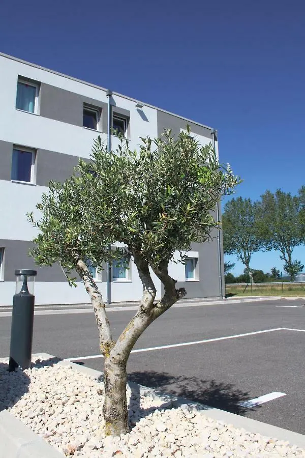 B&B Hotel Valence Tgv Romans 알리산 2*,  프랑스
