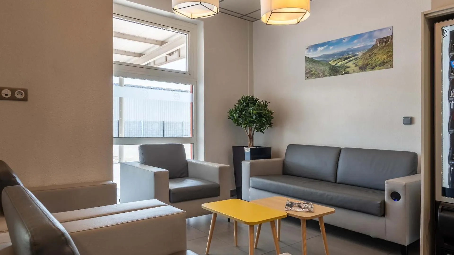 Hotel B&B Hôtel Valence TGV Romans Alixan